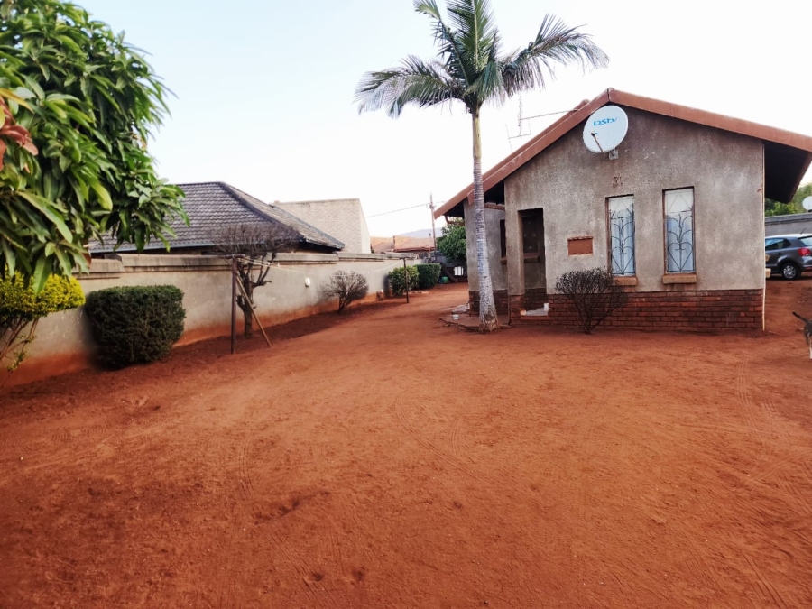3 Bedroom Property for Sale in Geelhoutpark North West